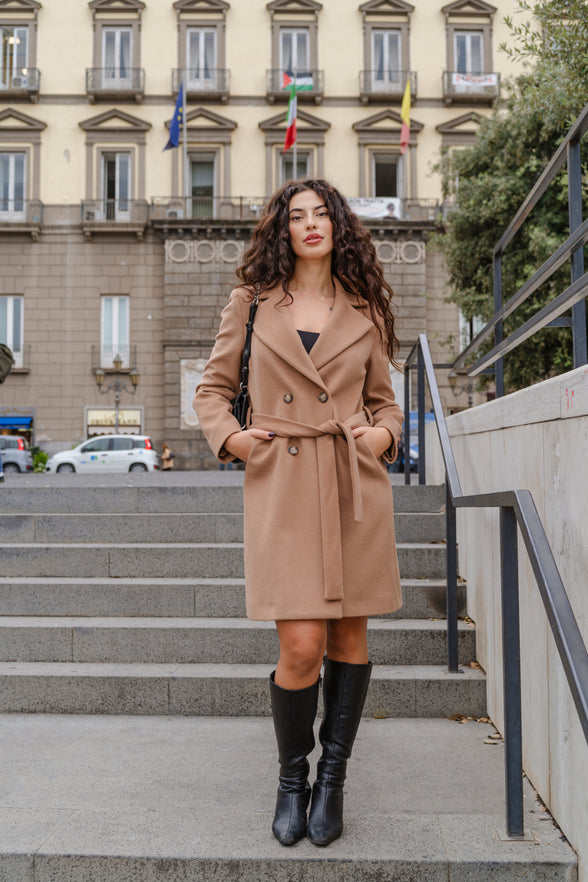 CAPPOTTO A DOPPIO PETTO CON CINTURA