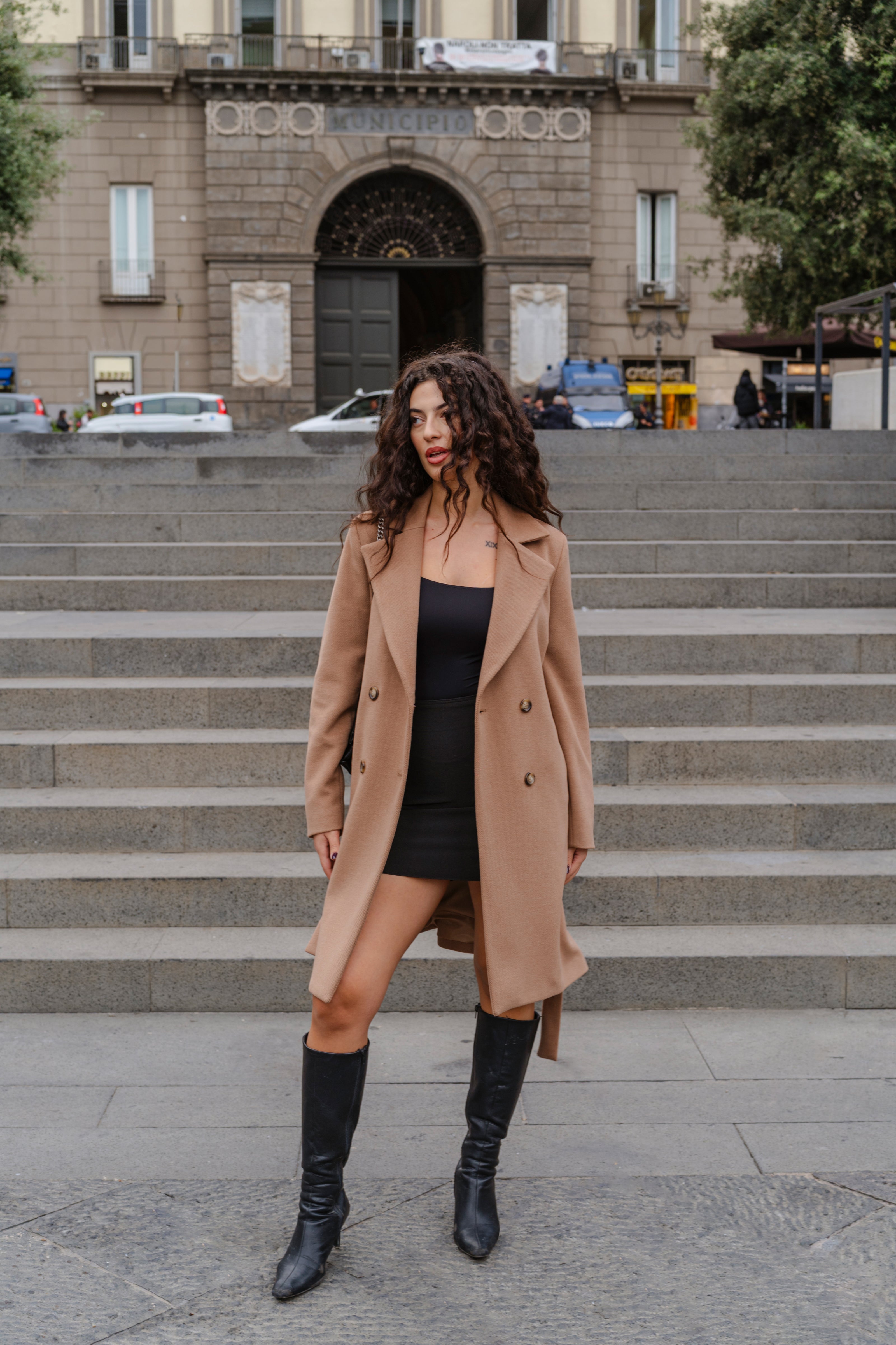 CAPPOTTO A DOPPIO PETTO CON CINTURA