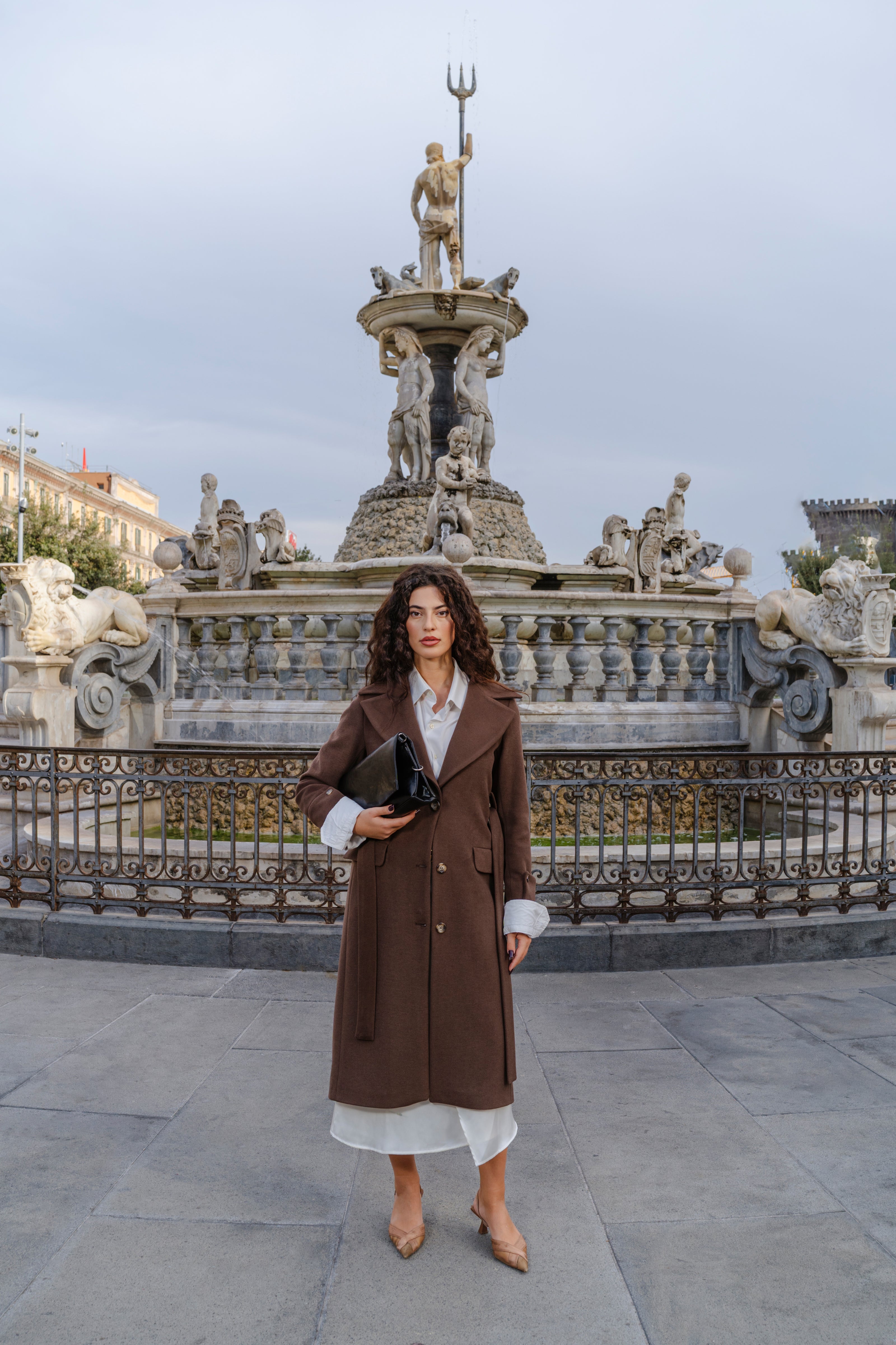 CAPPOTTO A 3 BOTTONI CON CINTURA