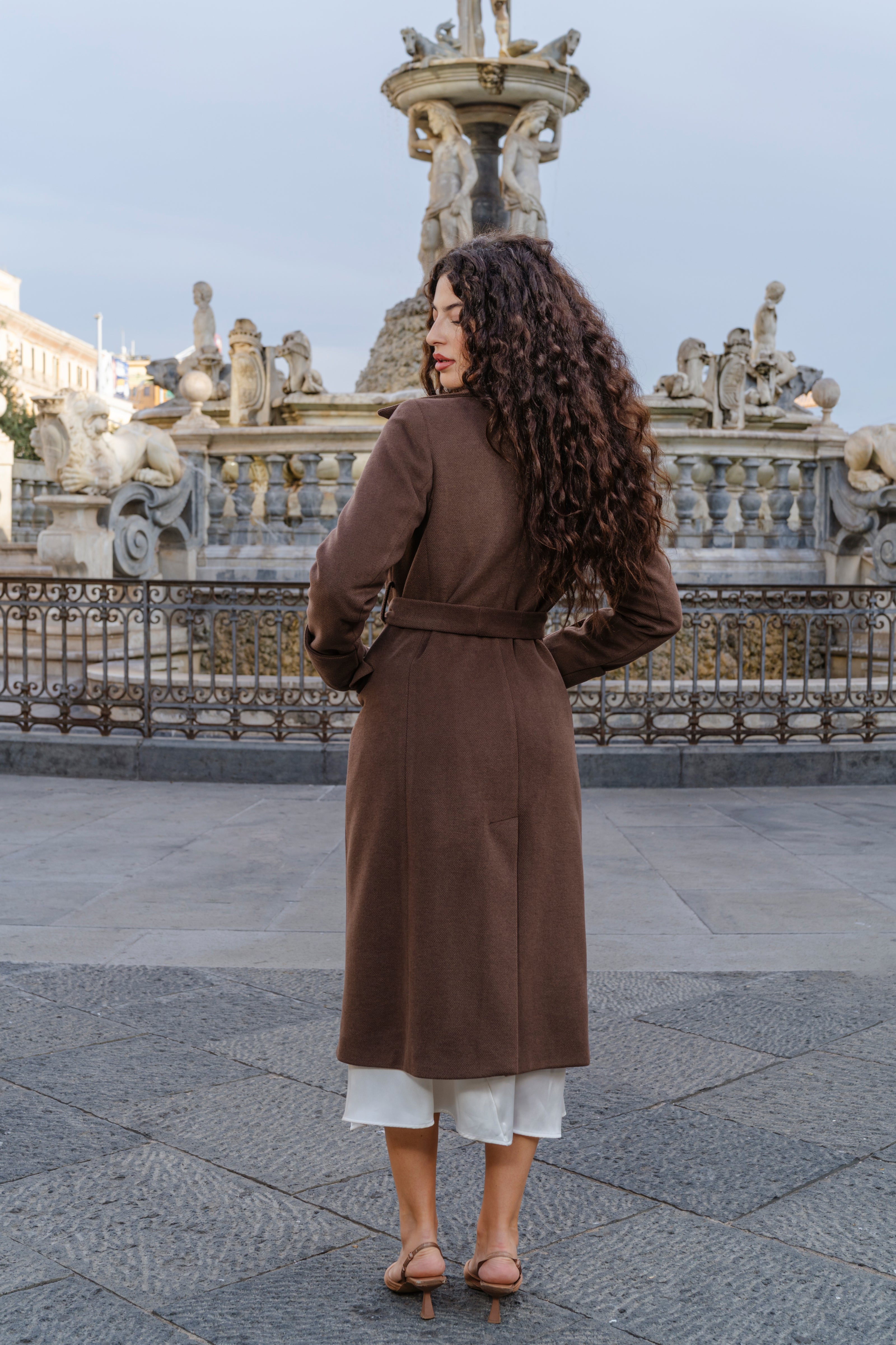 CAPPOTTO A 3 BOTTONI CON CINTURA