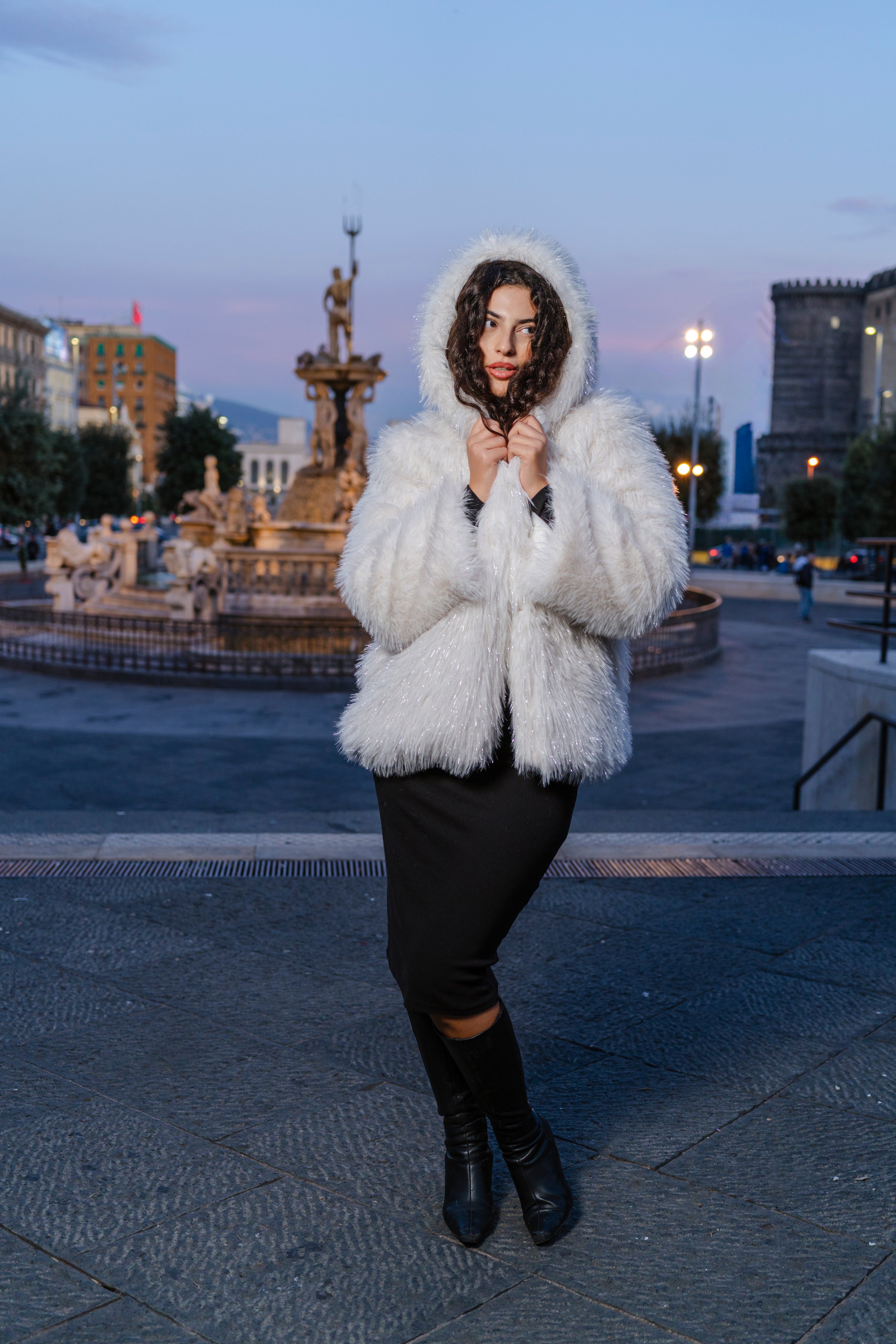 ECOPELLICCIA CON CAPPUCCIO